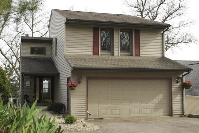 Foto del edificio - 3 bedroom in Hickory Corners MI 49060