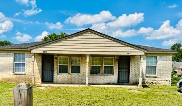 Primary Photo - Cute Duplex For Rent!