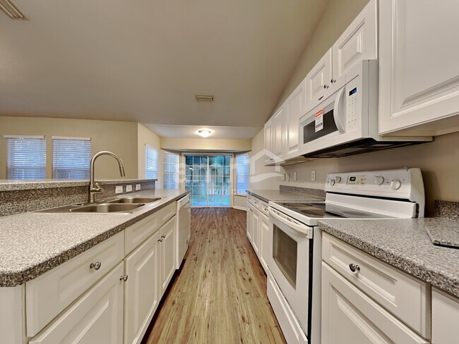 Foto del edificio - 1433 Heather Ct