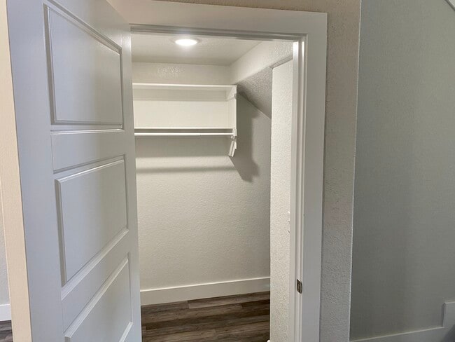 Foto del edificio - 3004 SW Garrison Ln