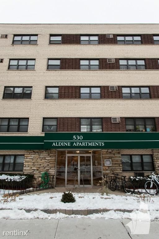 Building Photo - 525 W Aldine Ave