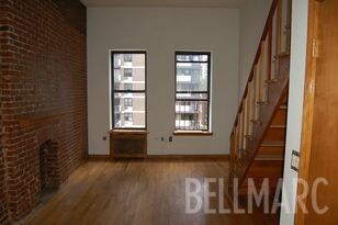 Building Photo - 355 W 30th St