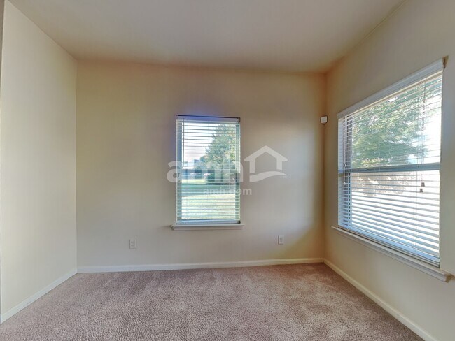 Foto del edificio - 1302 Lock Heath Trail SE