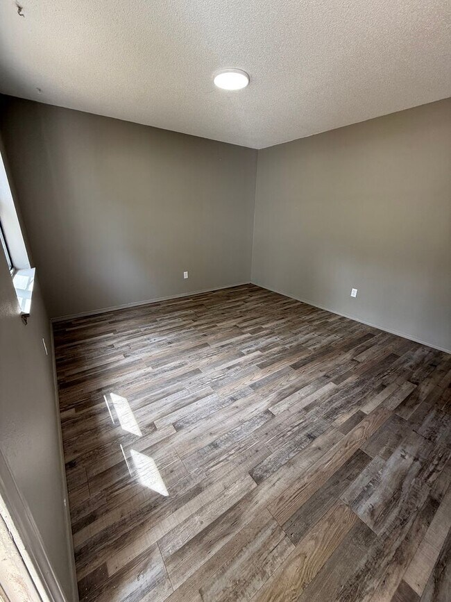 Foto del edificio - 923 N 28th St