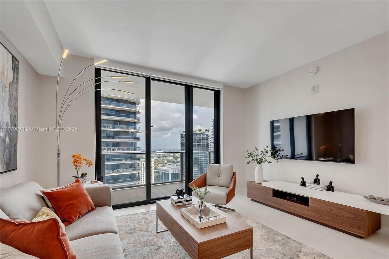 Foto principal - 1010 Brickell Ave