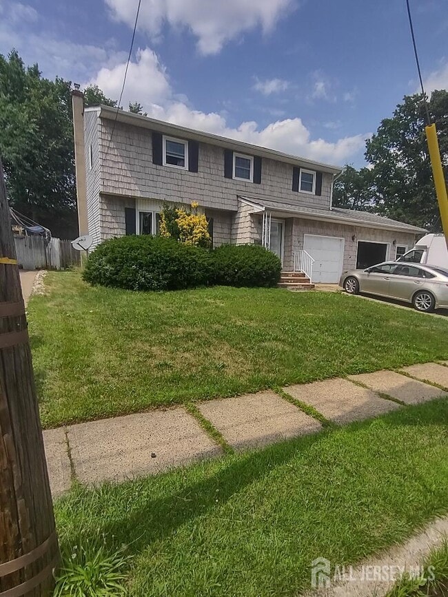 Building Photo - 204 Marlin Dr