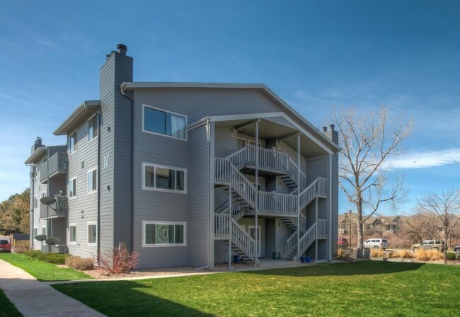 Foto del edificio - 8100 W Quincy Ave