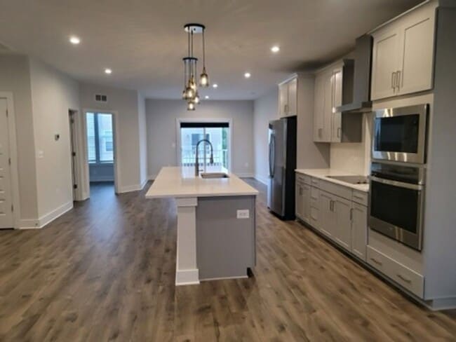 Building Photo - 2747 St Elias Dr