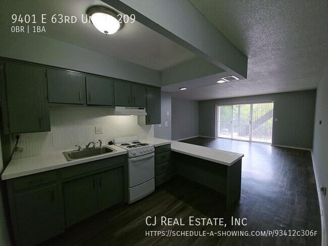 Foto del edificio - 9401 E 63rd St