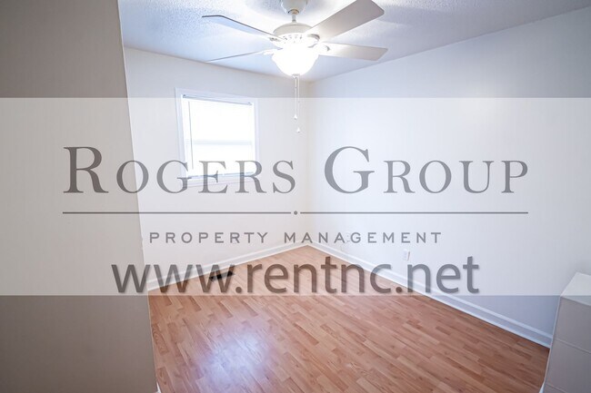 Foto del edificio - #377*** - 212 S. Main St Duplex