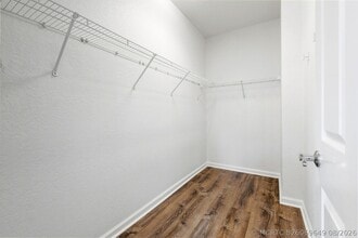 Building Photo - 276 Quarry Knoll Way