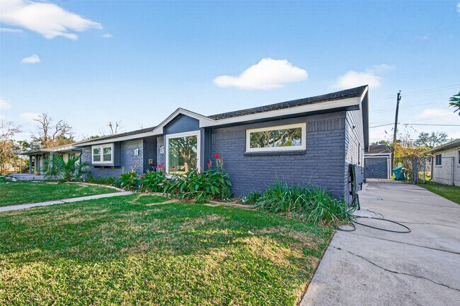 Building Photo - 5407 Lymbar Dr