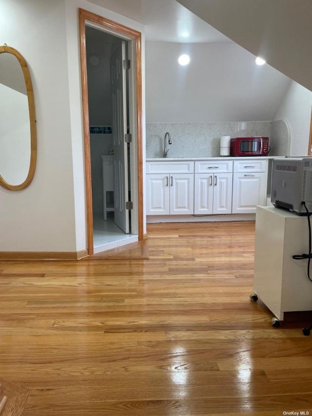 Foto del edificio - 1 bedroom in Flushing NY 11354