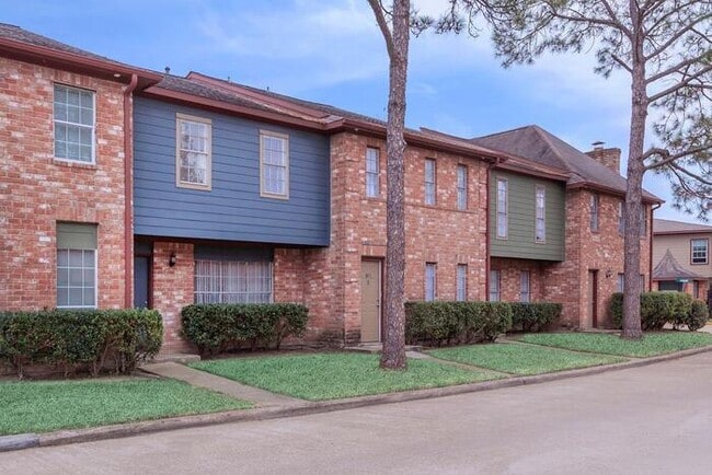 Building Photo - 14250 Kimberley Ln