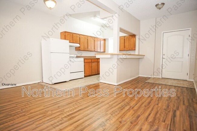 Foto del edificio - 3403 Pershing Dr
