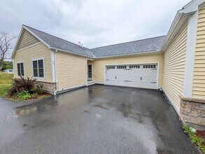 Building Photo - 75 Ivan Dr