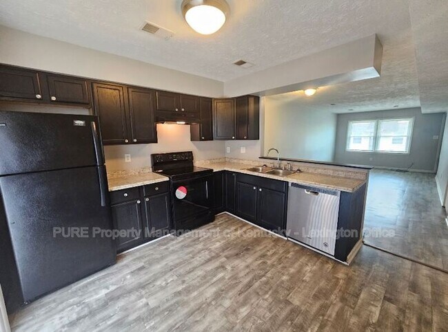 Foto del edificio - 2853 Snow Rd