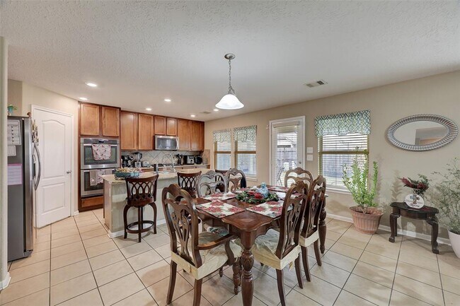 Foto del edificio - 6710 Lindale Springs Ln