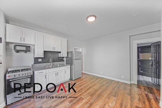Foto del edificio - Unique, Stylish One Bedroom with Stainless...