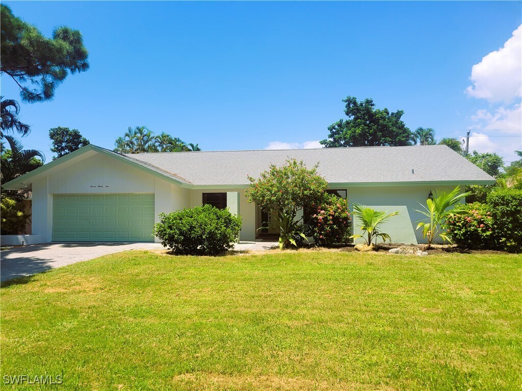 Foto principal - 735 High Pines Dr
