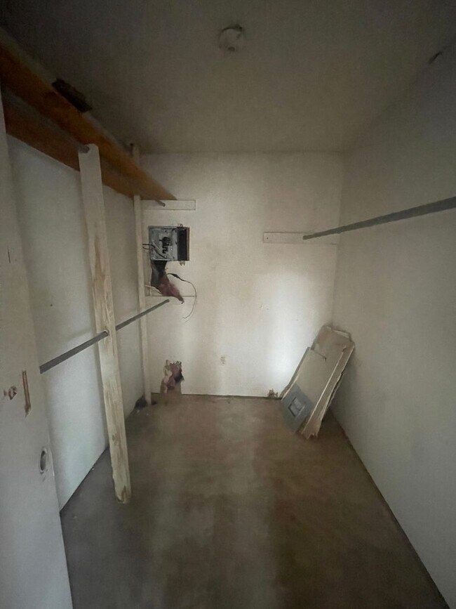 Foto del edificio - WELLSVILLE - 3 BR split level with Attache...