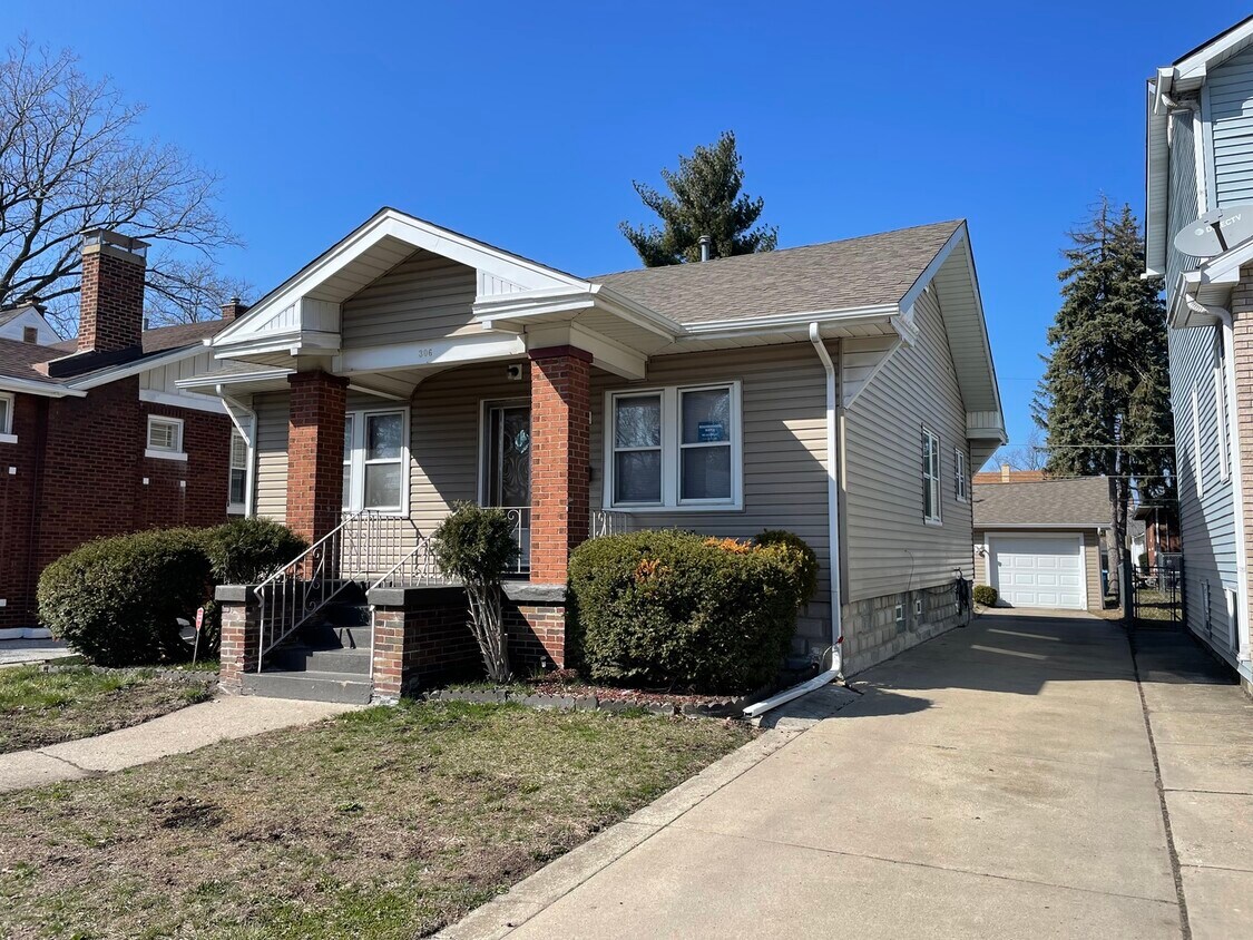 306 Mason St, Calumet City, IL 60409 House Rental in Calumet City, IL