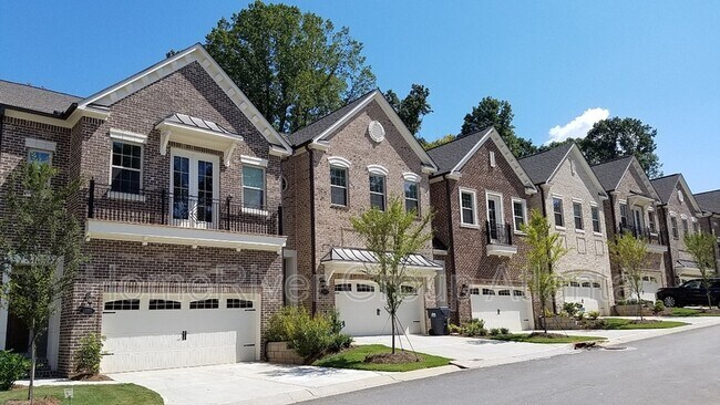 Building Photo - 2342 Willington Shoals Pl