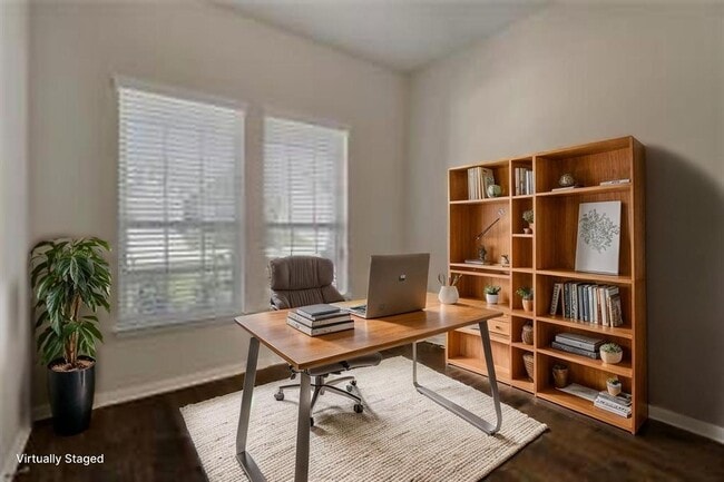 Foto del edificio - 624 Peregrine Way