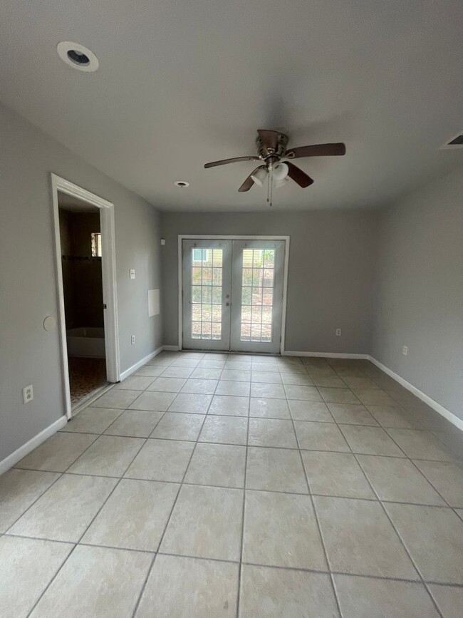 Foto del edificio - NEW ORLEANS - 4 Bedroom Home Immediately A...