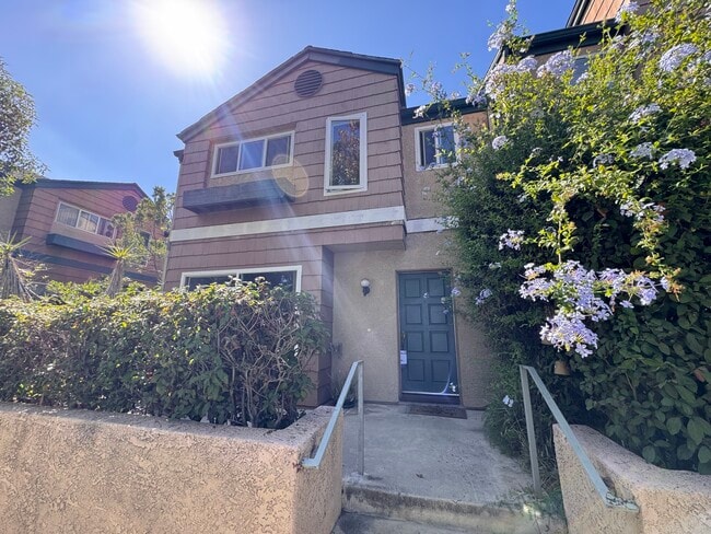Building Photo - 22123 Figueroa St