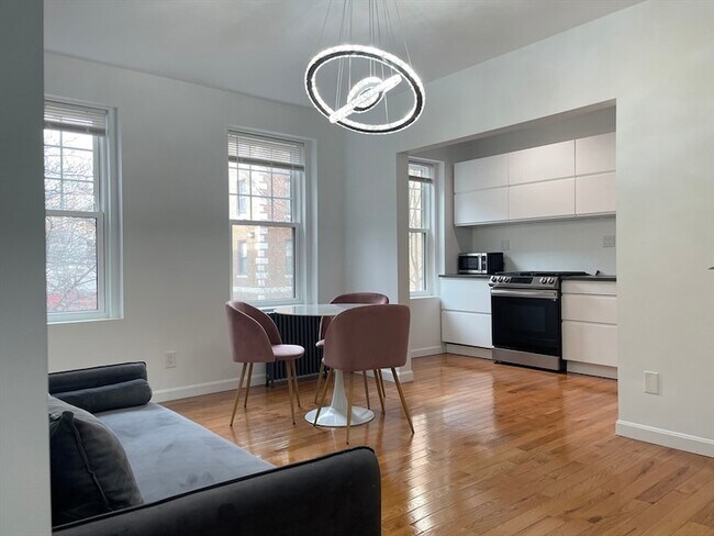 Foto del edificio - 64 Queensberry St