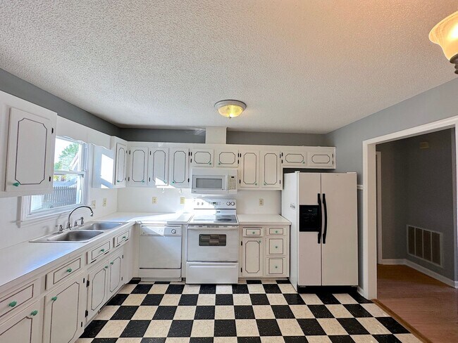 Foto del edificio - Well Maintained Ranch Style Home!