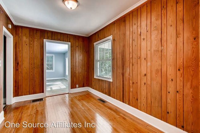 Building Photo - 2131 Nelms Dr SW