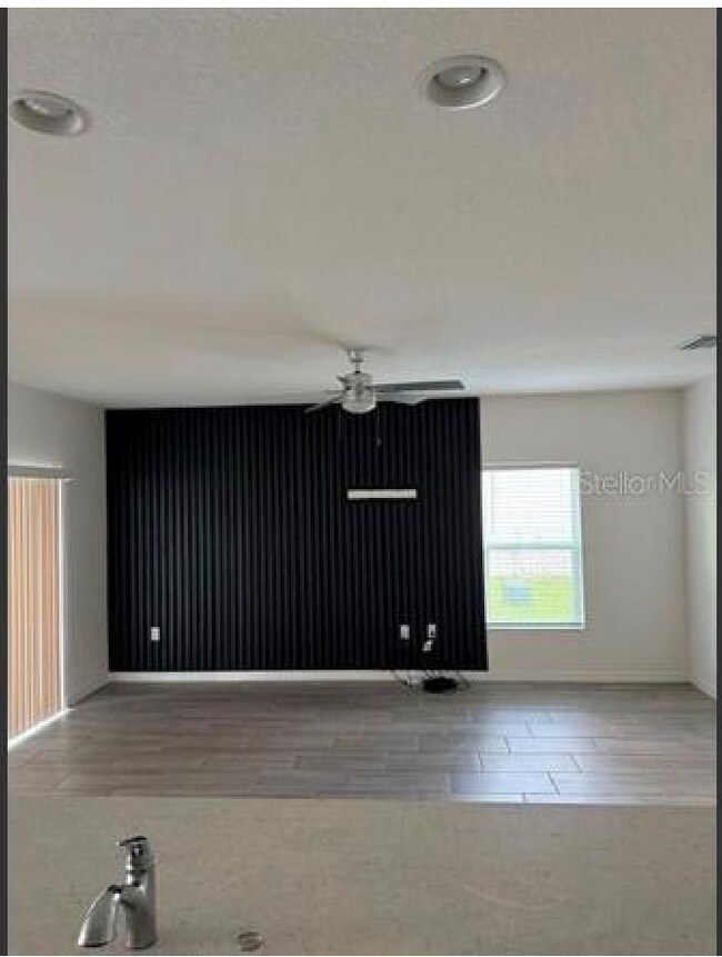 Building Photo - 1062 Sand Torch Cir
