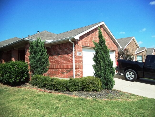 Photo - 2121 Ingrid Ln House