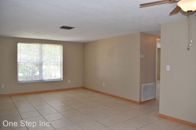 Building Photo - 2 br, 2 bath House - 7342 Donegal St