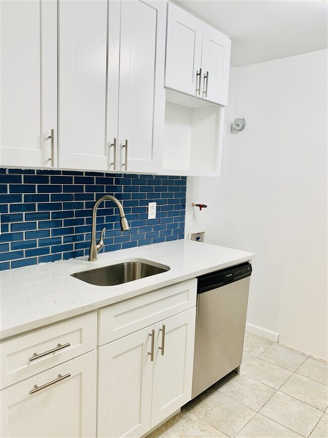 Building Photo - 89 Grieco Dr