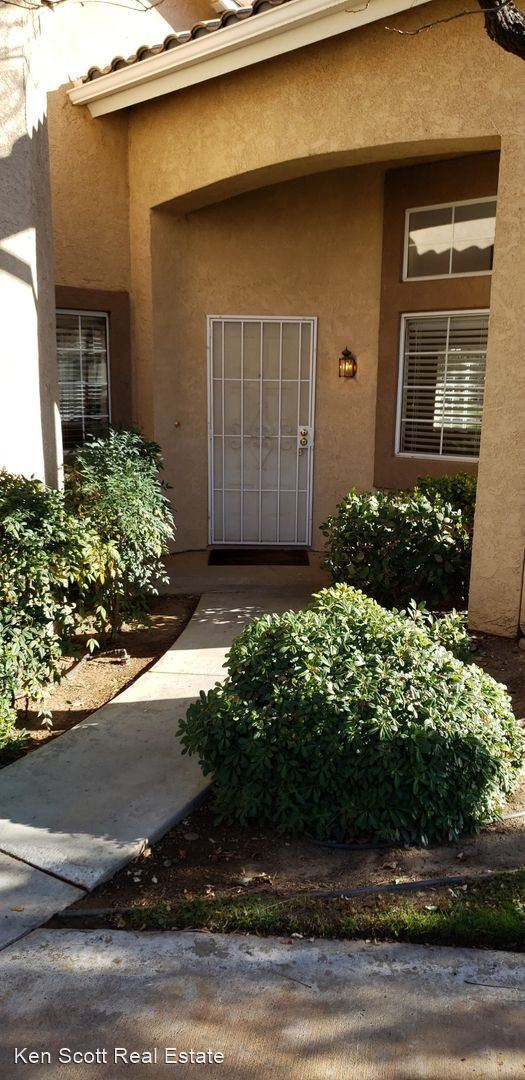 Building Photo - 2 br, 2 bath House - 755 La Costa Dr.
