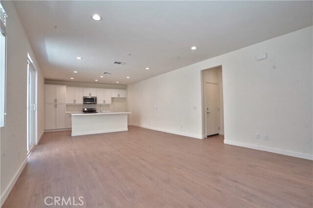 Foto del edificio - 142 Grove Ct