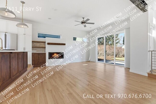 Foto del edificio - 2411 Perry St