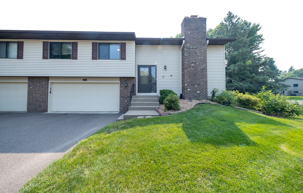 Foto principal - 14676 95th Ave N