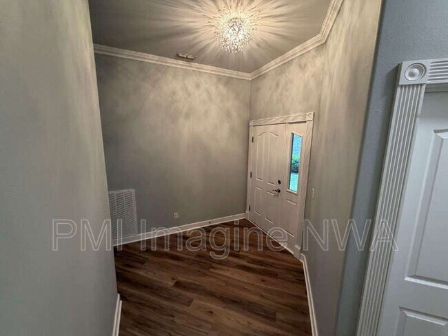 Foto del edificio - 88 E Cydnee St