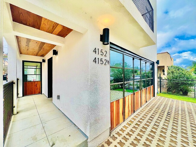 Foto del edificio - Beautiful 3 bedroom Custom Home