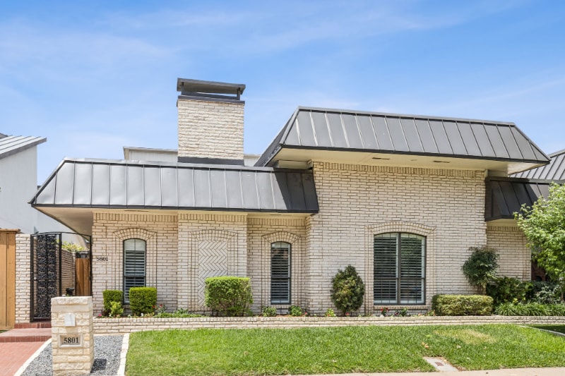 Foto principal - 5801 Orchid Ln