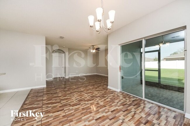 Foto del edificio - 1425 Tawny Ridge Rd