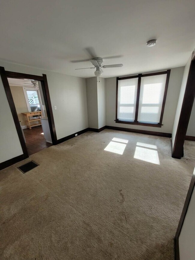 Foto del edificio - 3 Bedroom 1 Bath