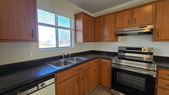 Foto del edificio - 1516 W 7470 S