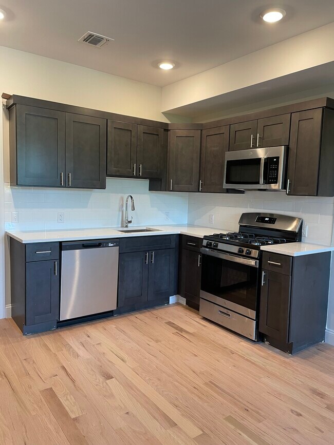 329 Totowa Rd Apartments in Totowa, NJ