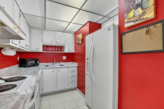 Foto del edificio - 555 SE 8th St