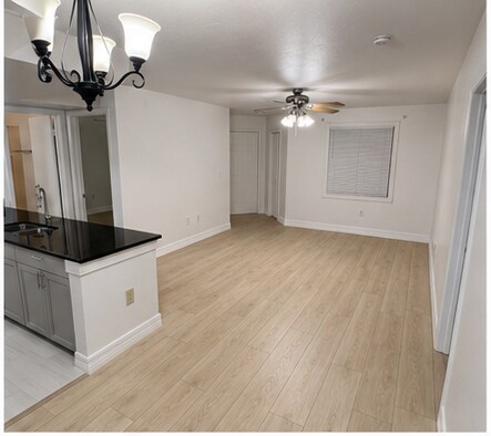 Foto del edificio - 3016 Parkway Blvd